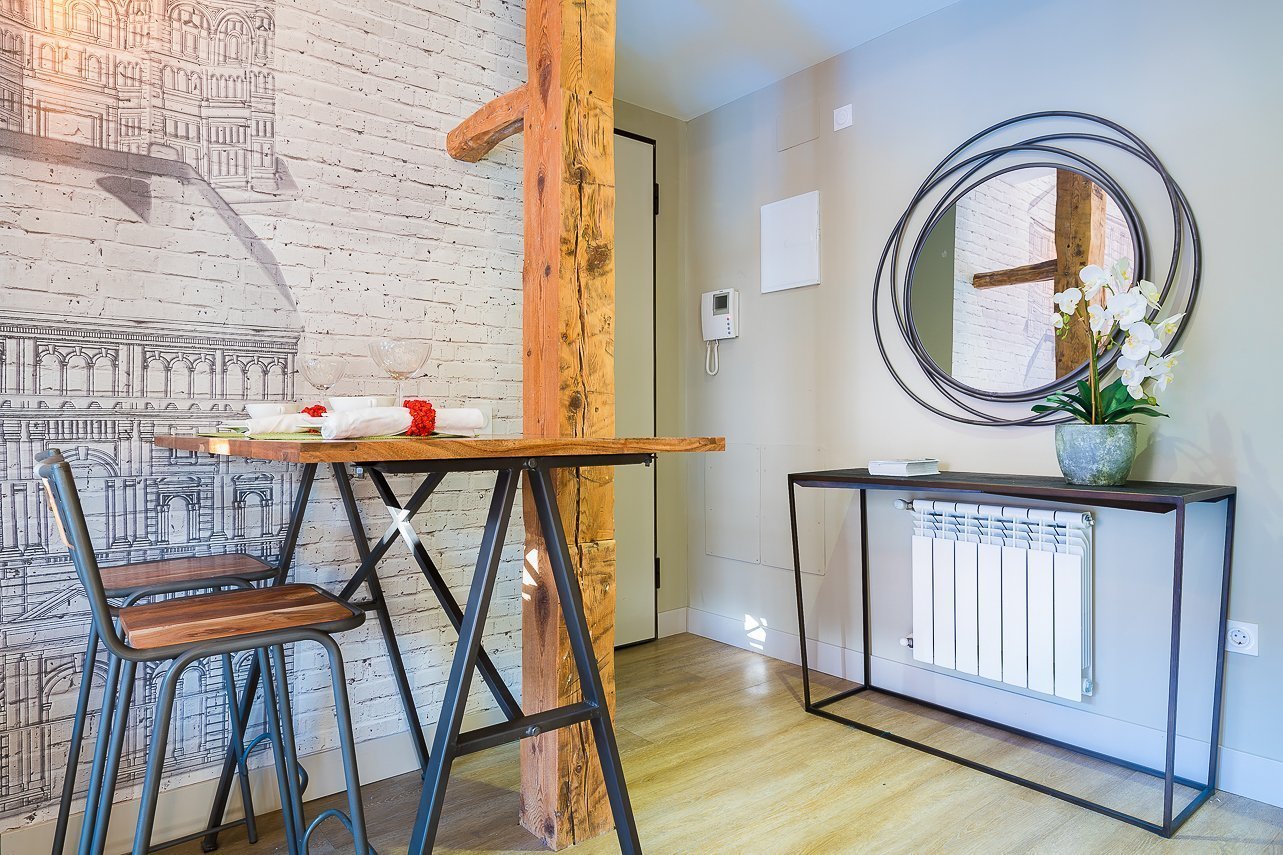 Praktická garsonka v městském stylu