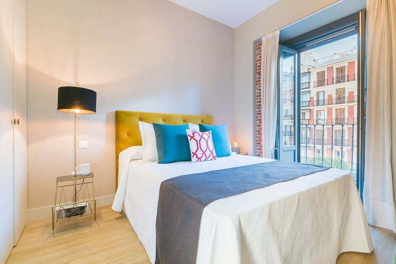 Praktická garsonka v městském stylu