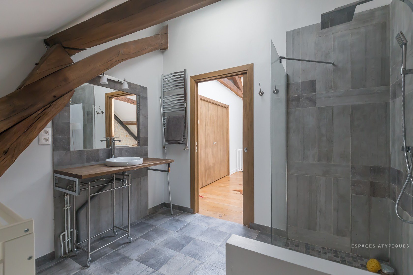 Ze stodoly kouzelným loftem