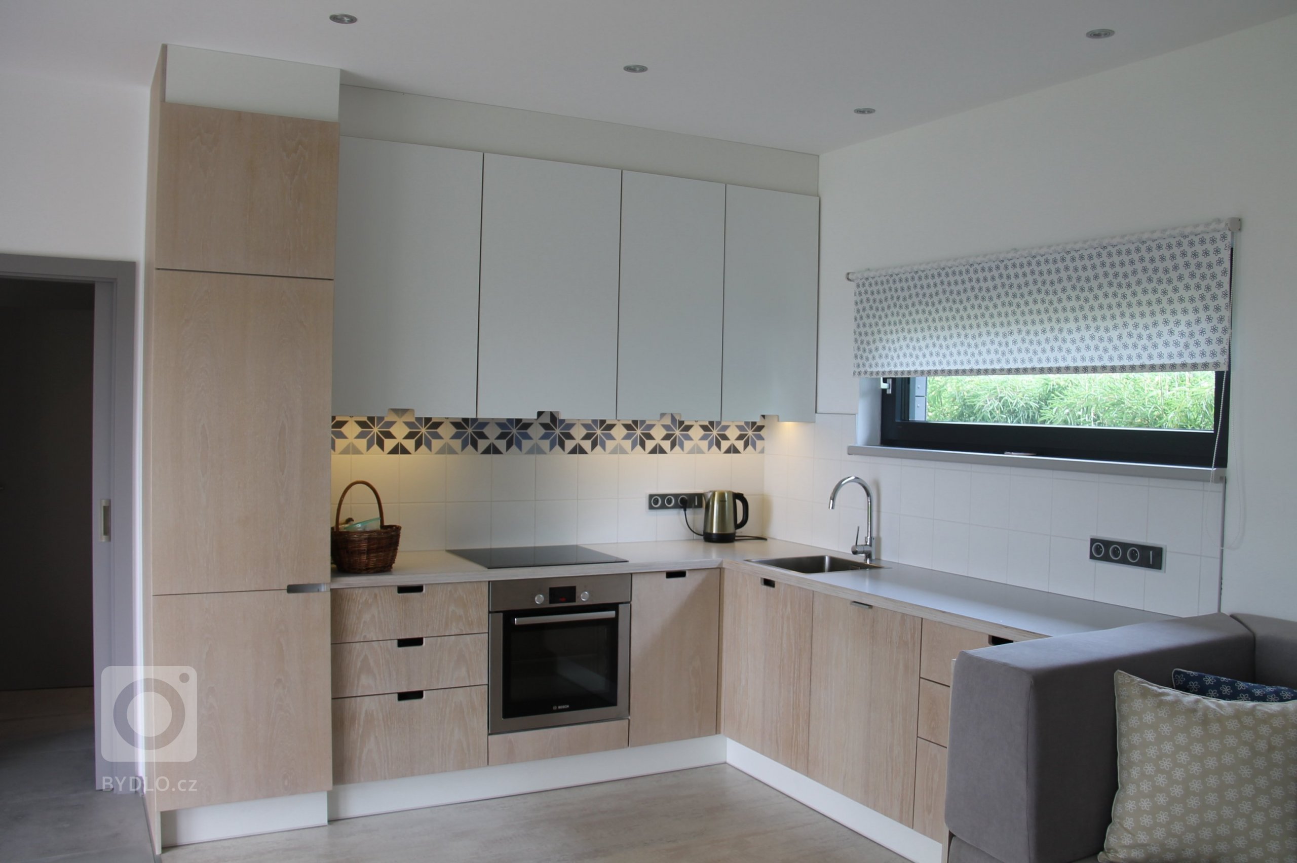 Ze spolupráce s ateliérem Vvem vznikla chata v Kamýku pro náročnou klientku.
