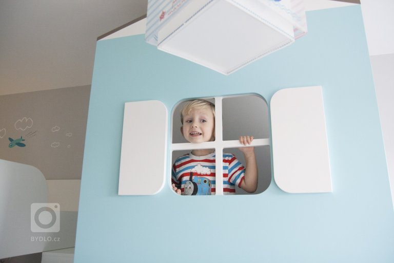 add picture to album