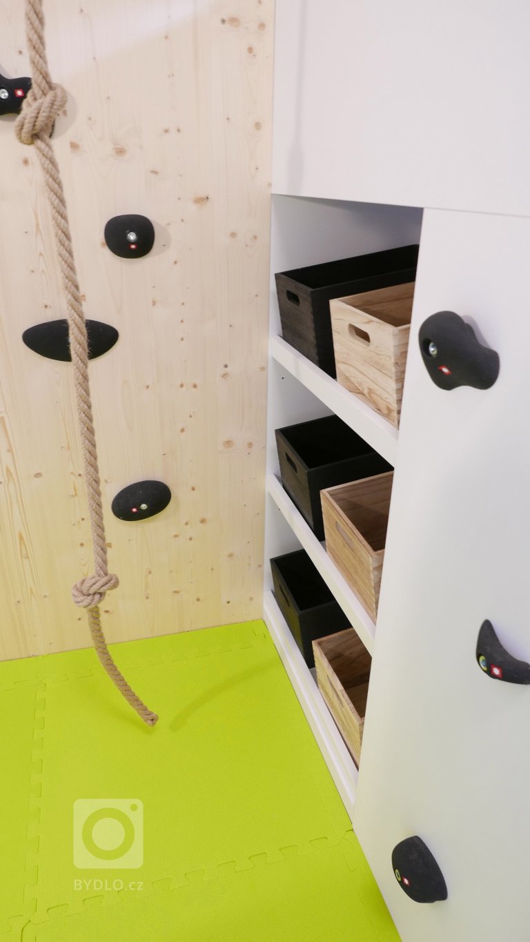 add picture to album