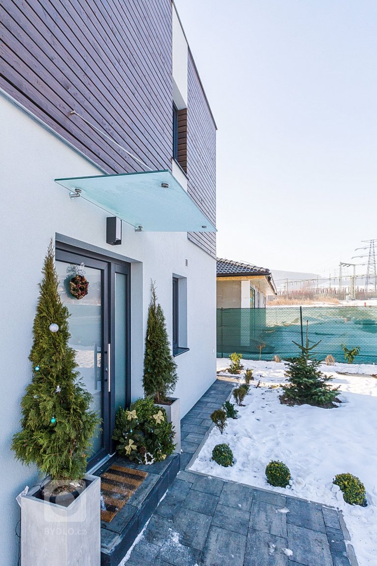 add picture to album