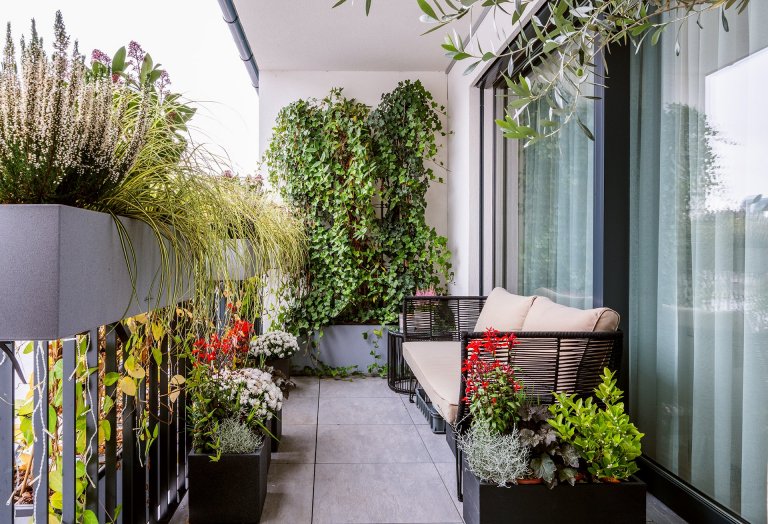 Jedinenčá realizace celého bytu v samotném centru Zlín. Cílem bylo sladit veškére materiály v jedno a nenechat se ovlivnit, tím že to nejde.&nbsp;
