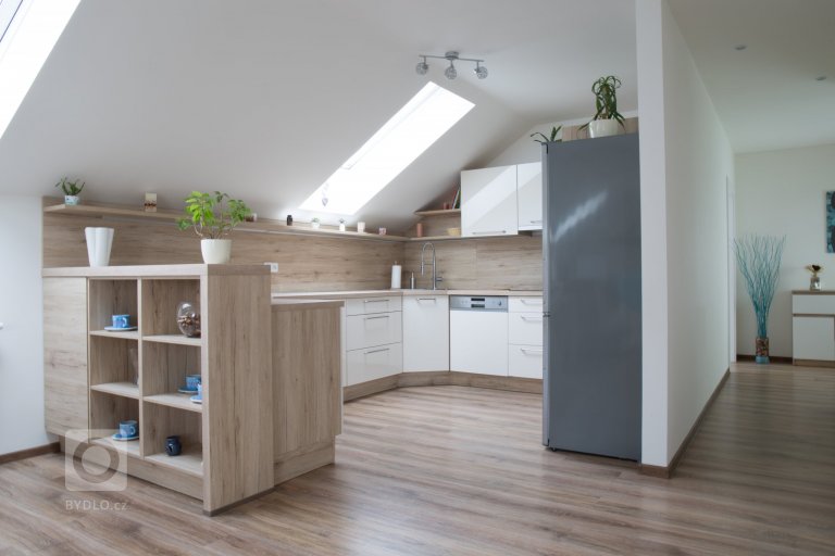 add picture to album