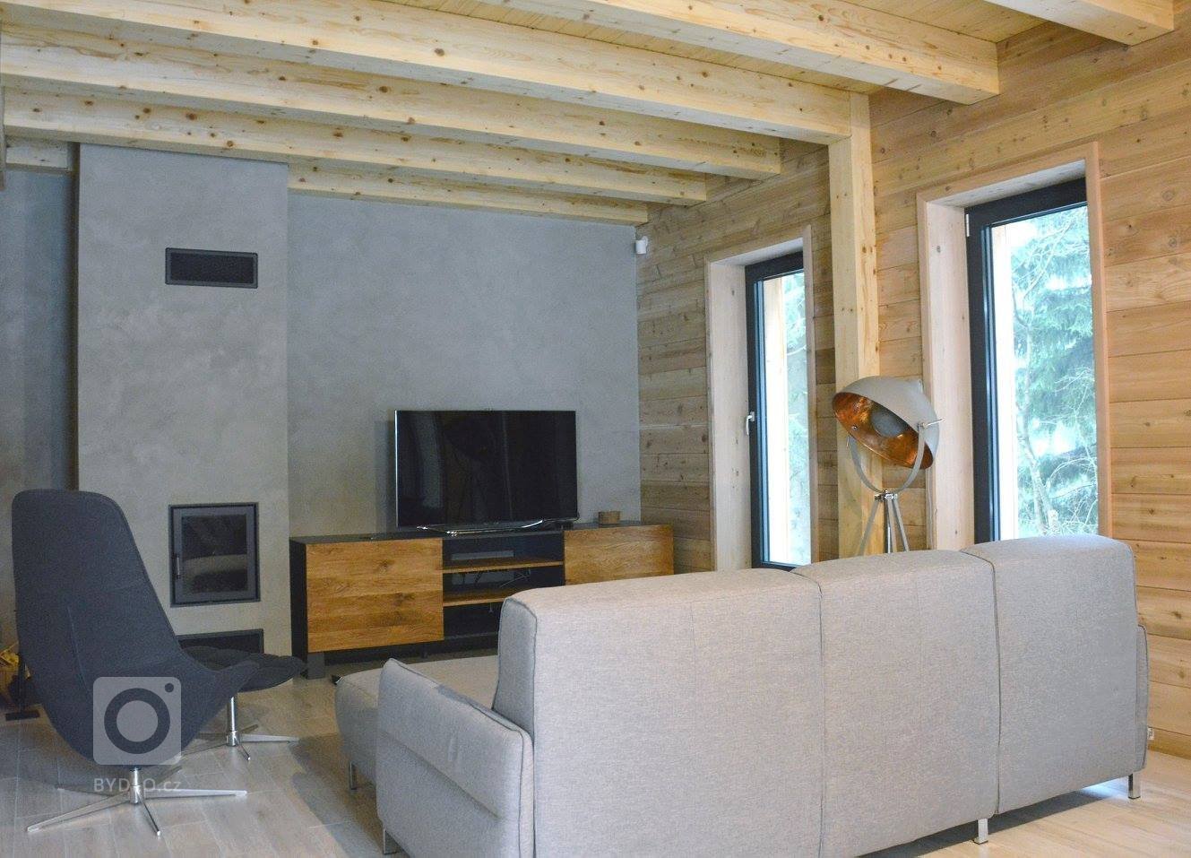 Apartmán uprostřed přírody

&nbsp;

-AKCE: Rodinný dům

-Realizace betonových&nbsp;povrchů:&nbsp;MALDECOR, s.r.o.

-Použité materiály: panDOMO,…