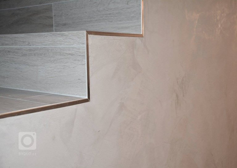 add picture to album