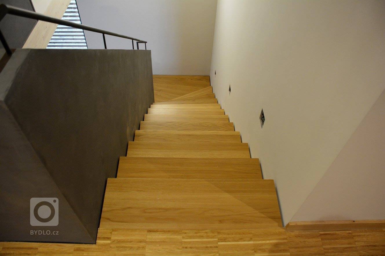 Moderní nadčasový interiér

&nbsp;

-Akce: Rodinný dům

-Realizace betonových povrchů a podlahové krytiny: MALDECOR, s.r.o.

-Použité materiály:…