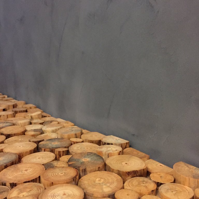 Moderní nadčasový interiér

&nbsp;

-Akce: Rodinný dům

-Realizace betonových povrchů a podlahové krytiny: MALDECOR, s.r.o.

-Použité materiály:…