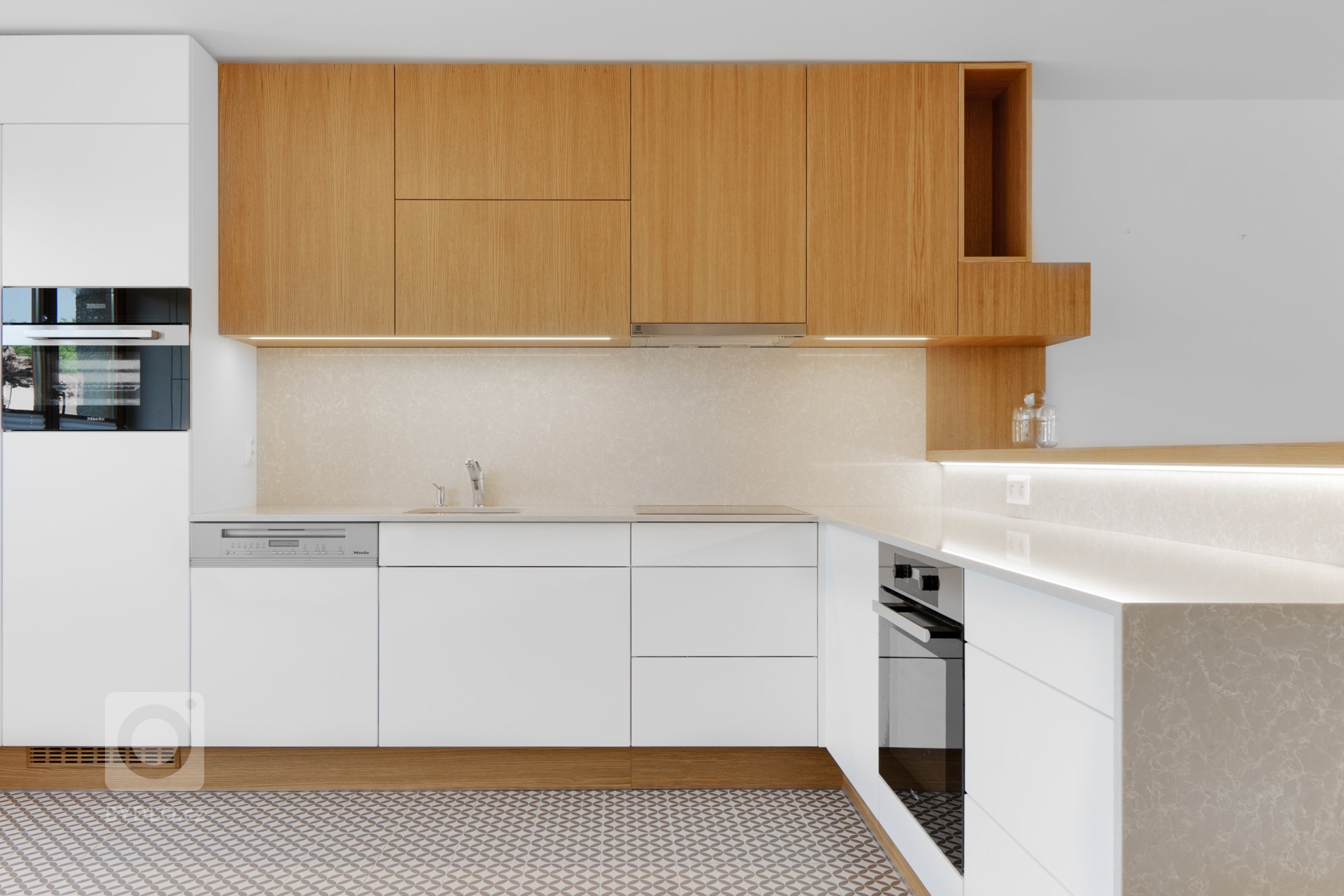 VILA KUNRATICE&nbsp; - EN

The family row house is located in a neighborhood nearby the city of Prague. The house has a typical floor plan, where the living…