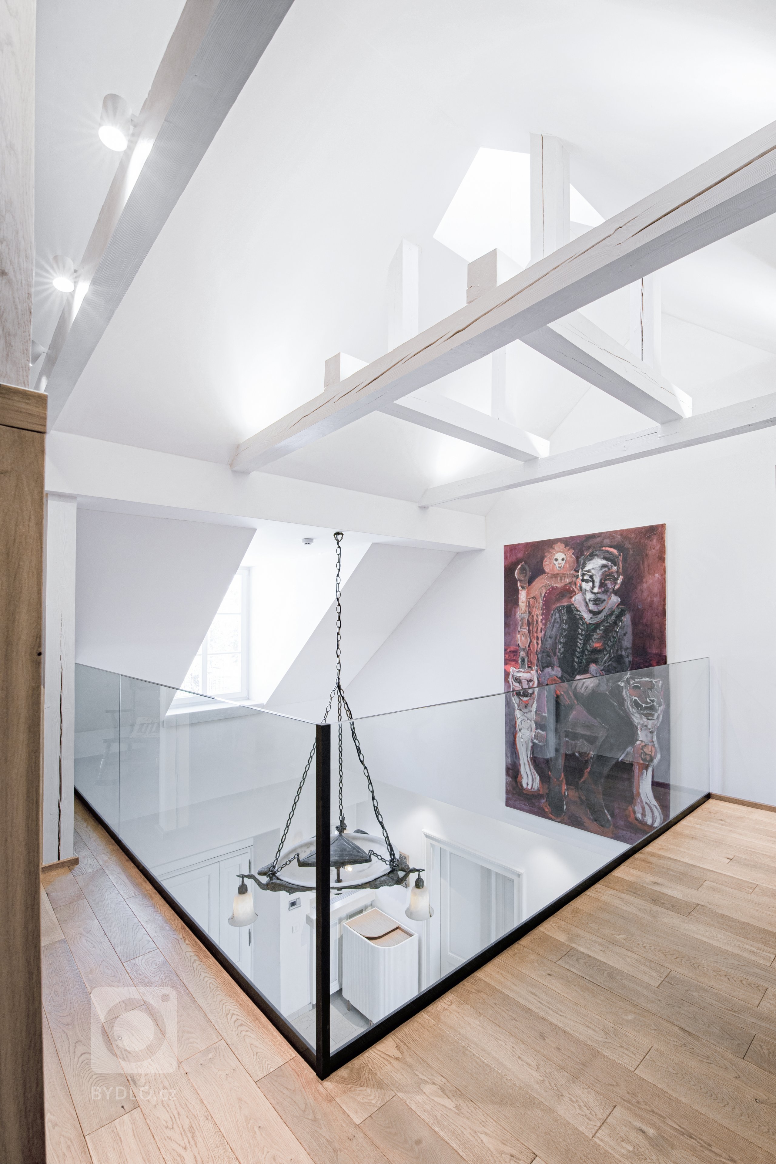 Vila Troja - EN&nbsp;

The historical family house is located on the hill of the residential area of Troja in Prague. The house is naturally integrated with…