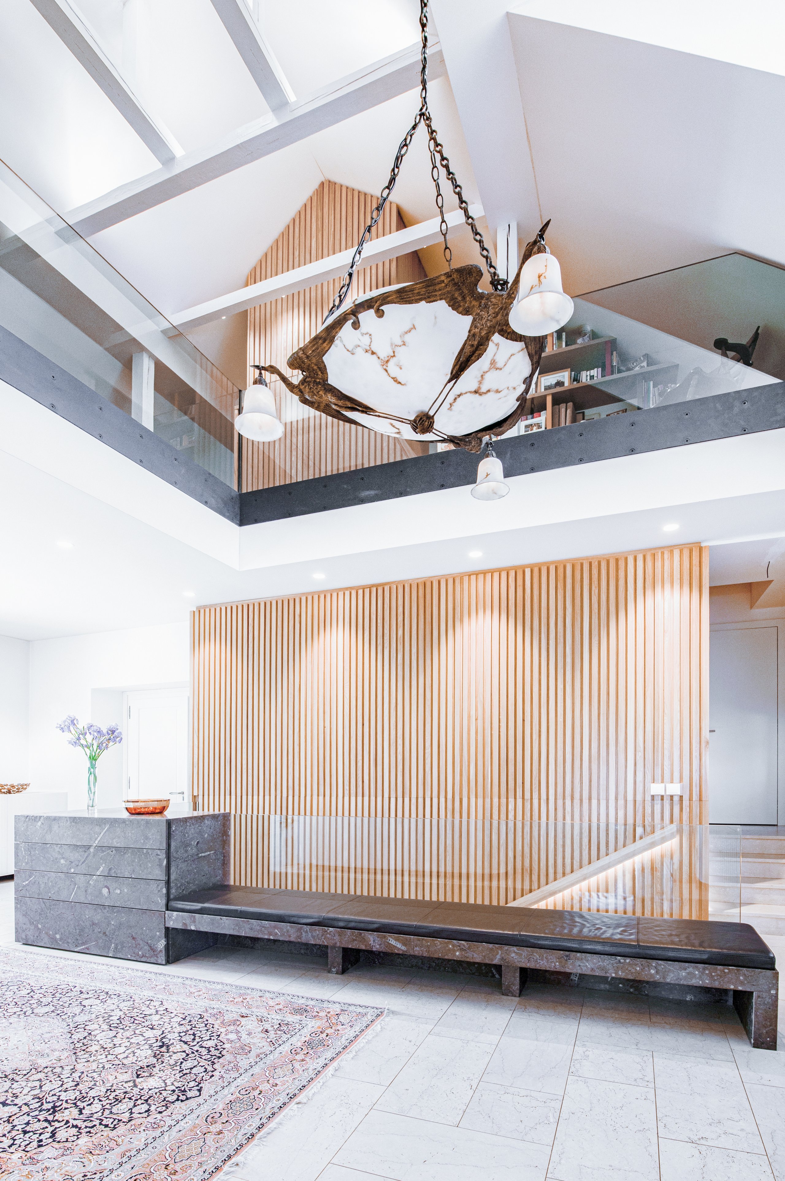 Vila Troja - EN&nbsp;

The historical family house is located on the hill of the residential area of Troja in Prague. The house is naturally integrated with…