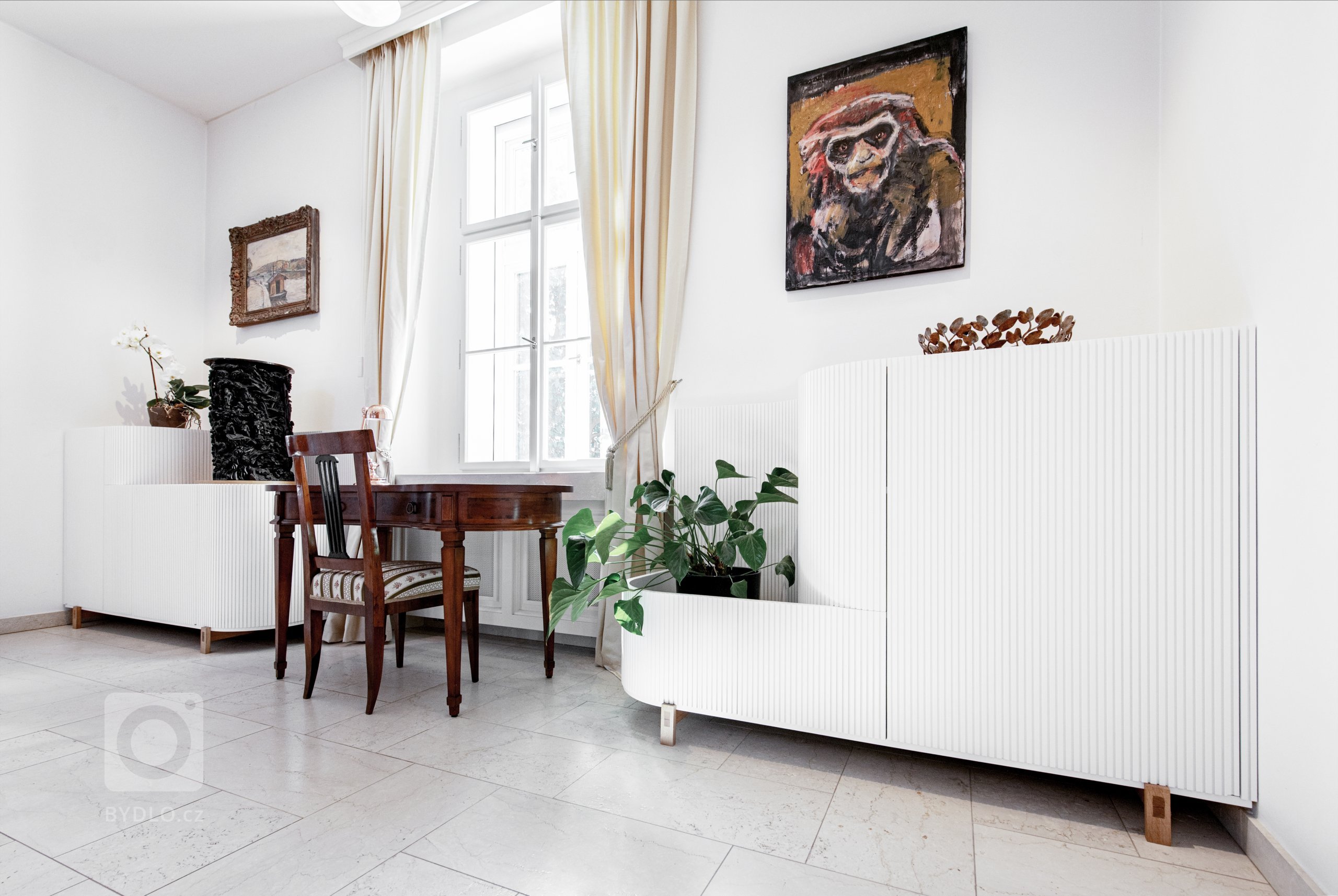 Vila Troja - EN&nbsp;

The historical family house is located on the hill of the residential area of Troja in Prague. The house is naturally integrated with…