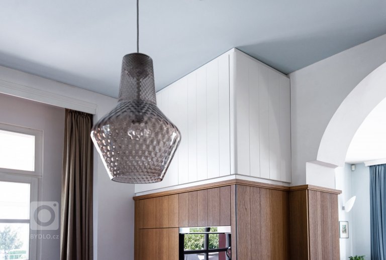 add picture to album