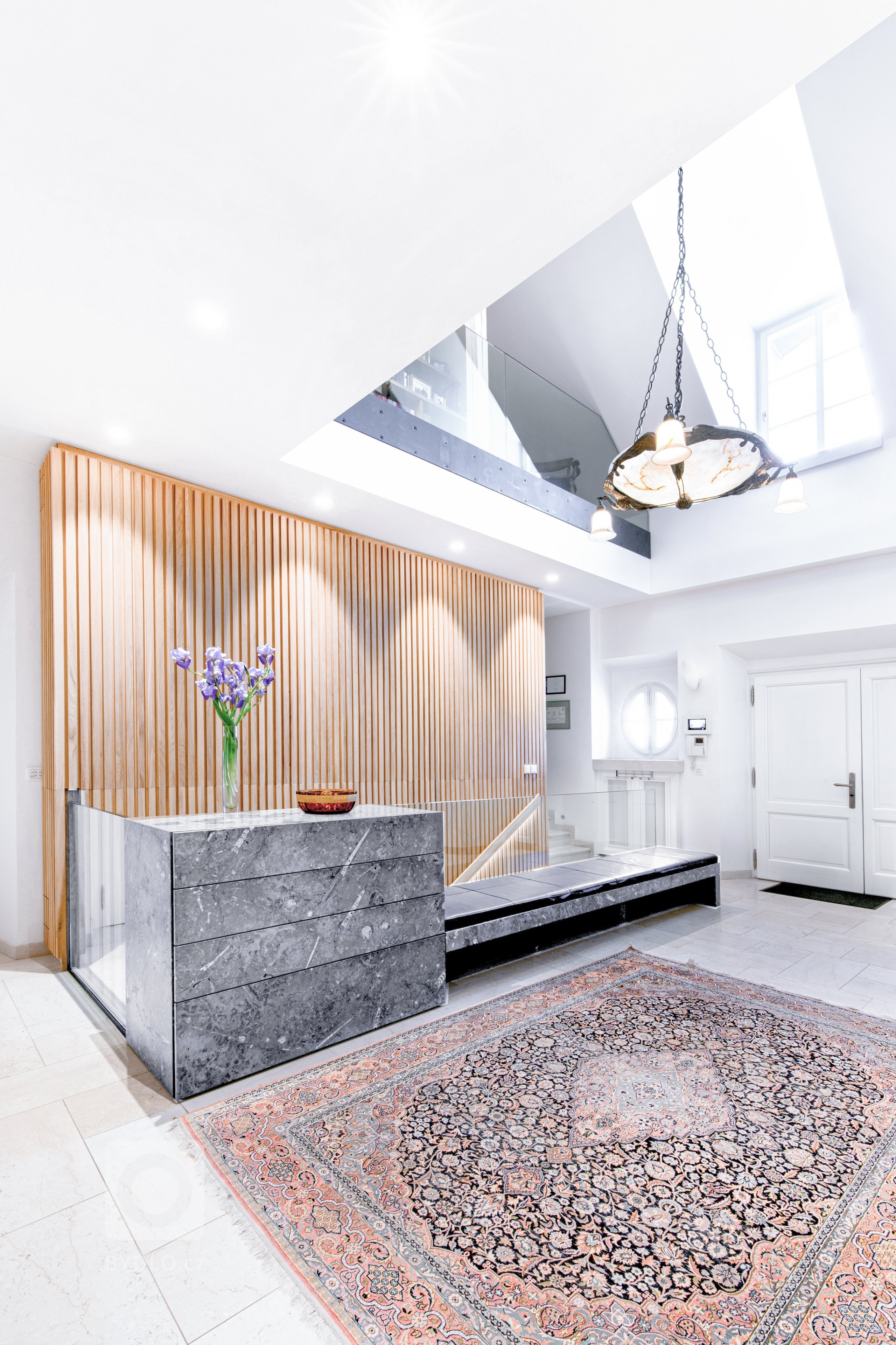 Vila Troja - EN&nbsp;

The historical family house is located on the hill of the residential area of Troja in Prague. The house is naturally integrated with…