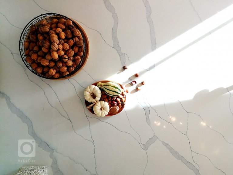 add picture to album