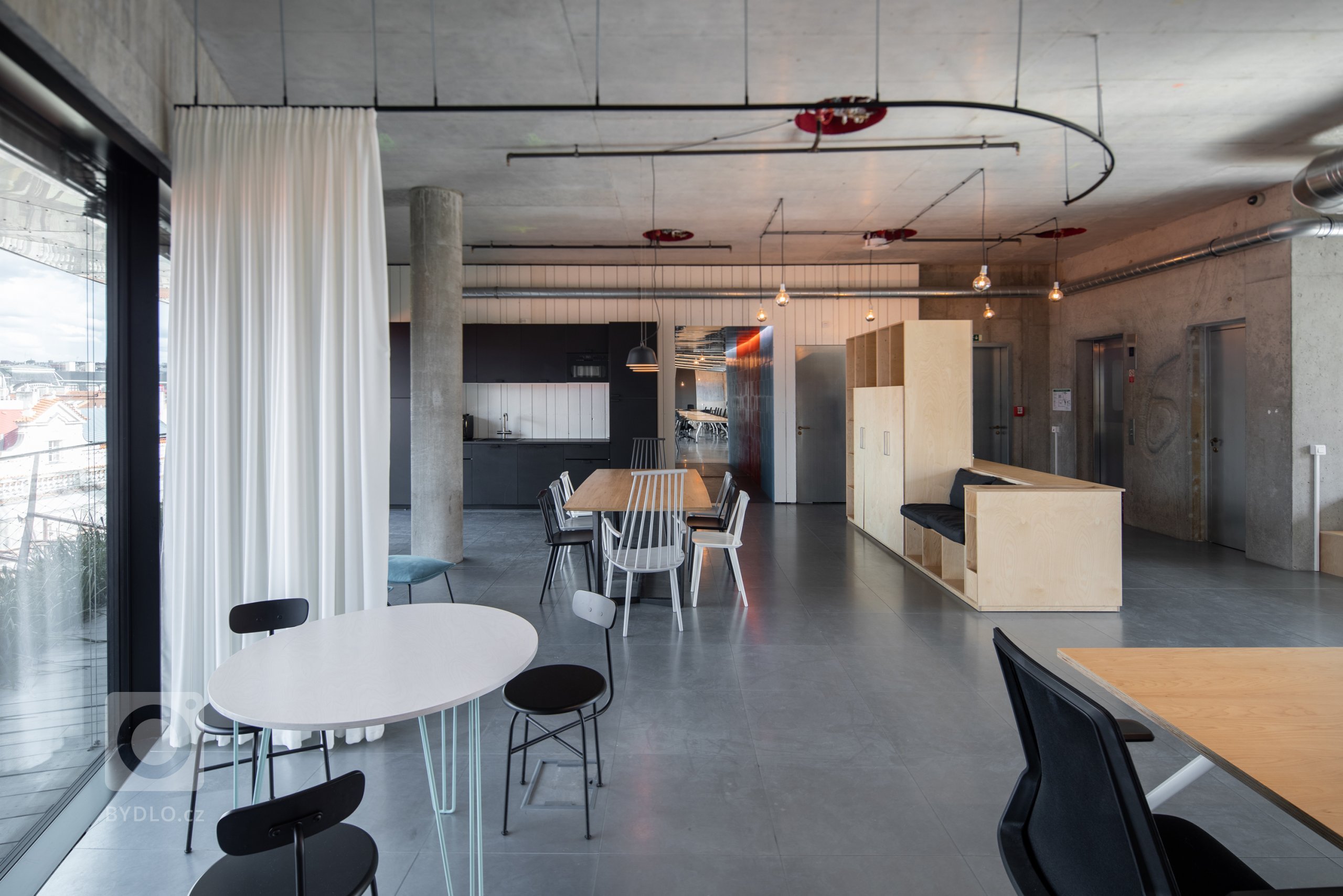 Manifesto &amp; reSITE Office - EN

The aim of the project was to design the interior of a modern open-space office. The starting points for the design were…