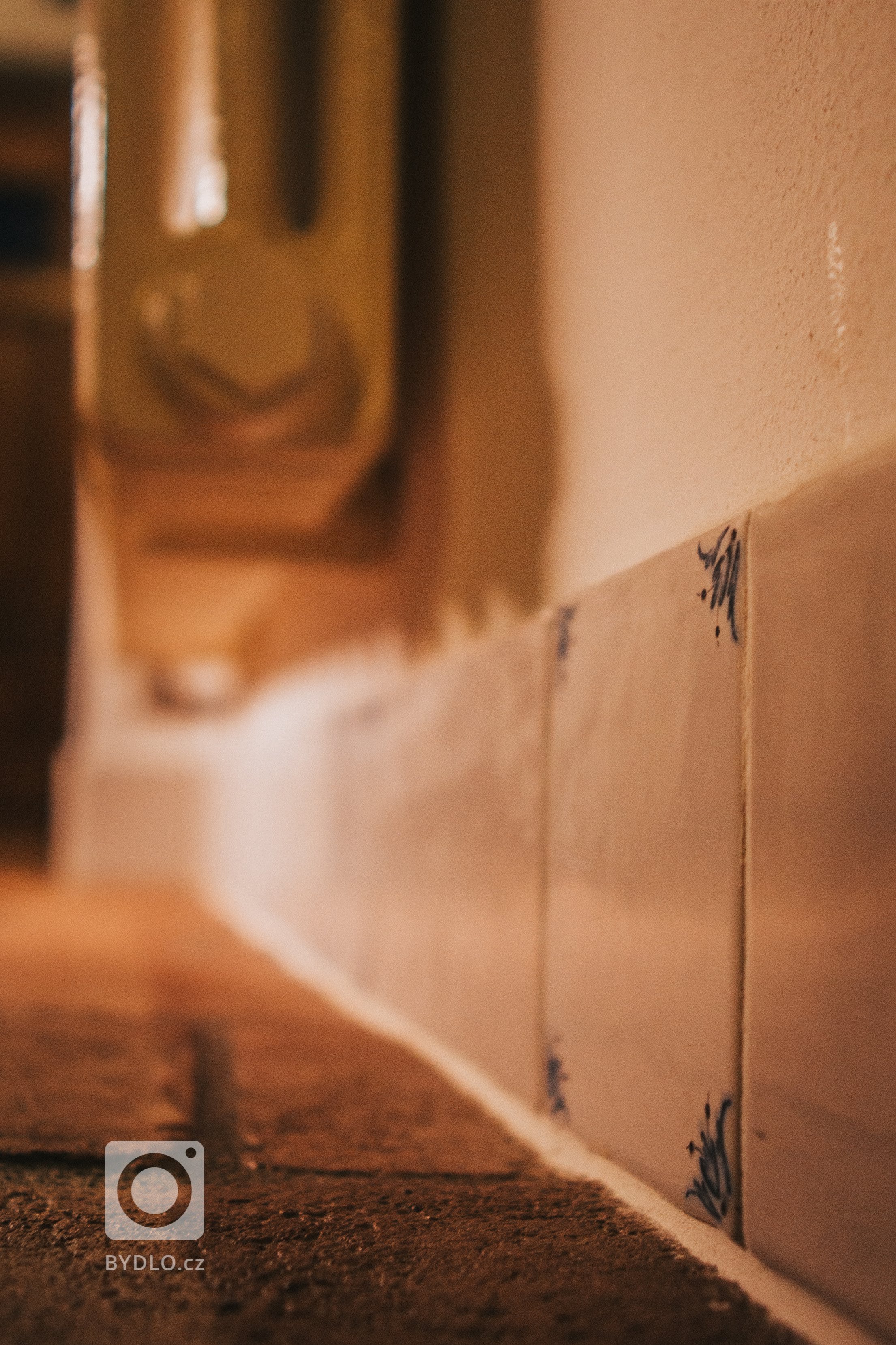 Rekonstrukce 280let staré chalupy pod památnou lípou. Dům byl znehodnocen opravou v 70tých letech a bylo nutno provést kompletní zásah do konstrukcí, výměnu…