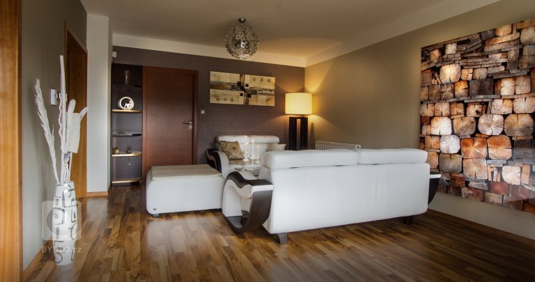 add picture to album