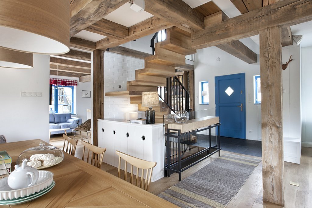 Barevná chalupa pro velkou rodinu