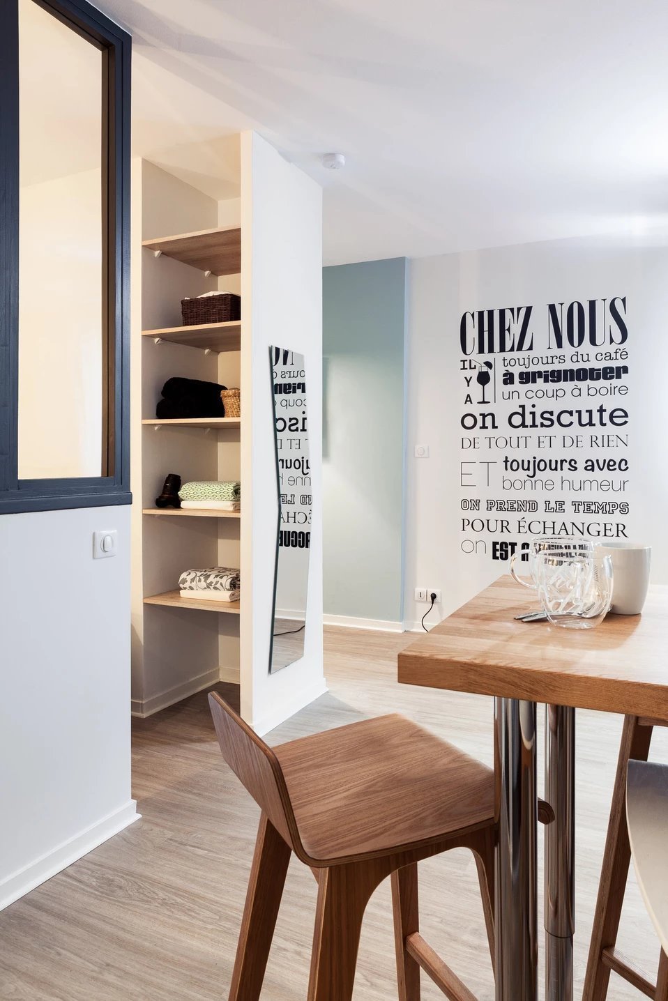 Byt ve skandinávském stylu pro single ženu