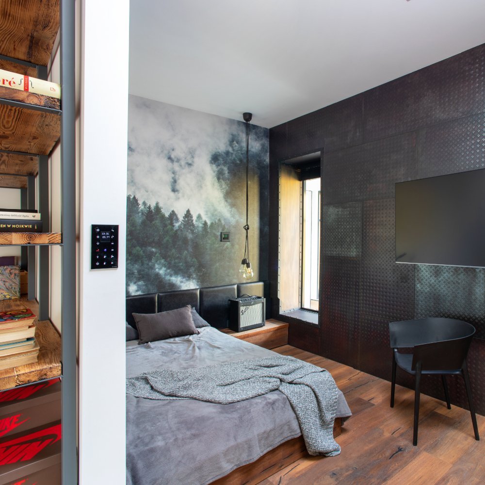 Dům rozdělený betonovou zdí