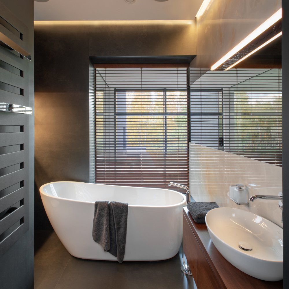 Dům rozdělený betonovou zdí