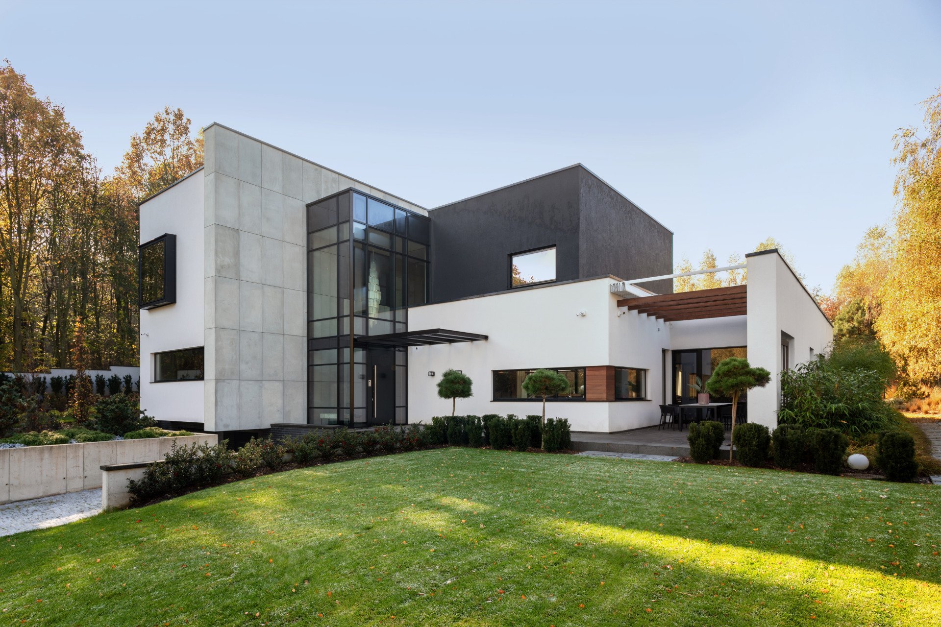 Dům rozdělený betonovou zdí