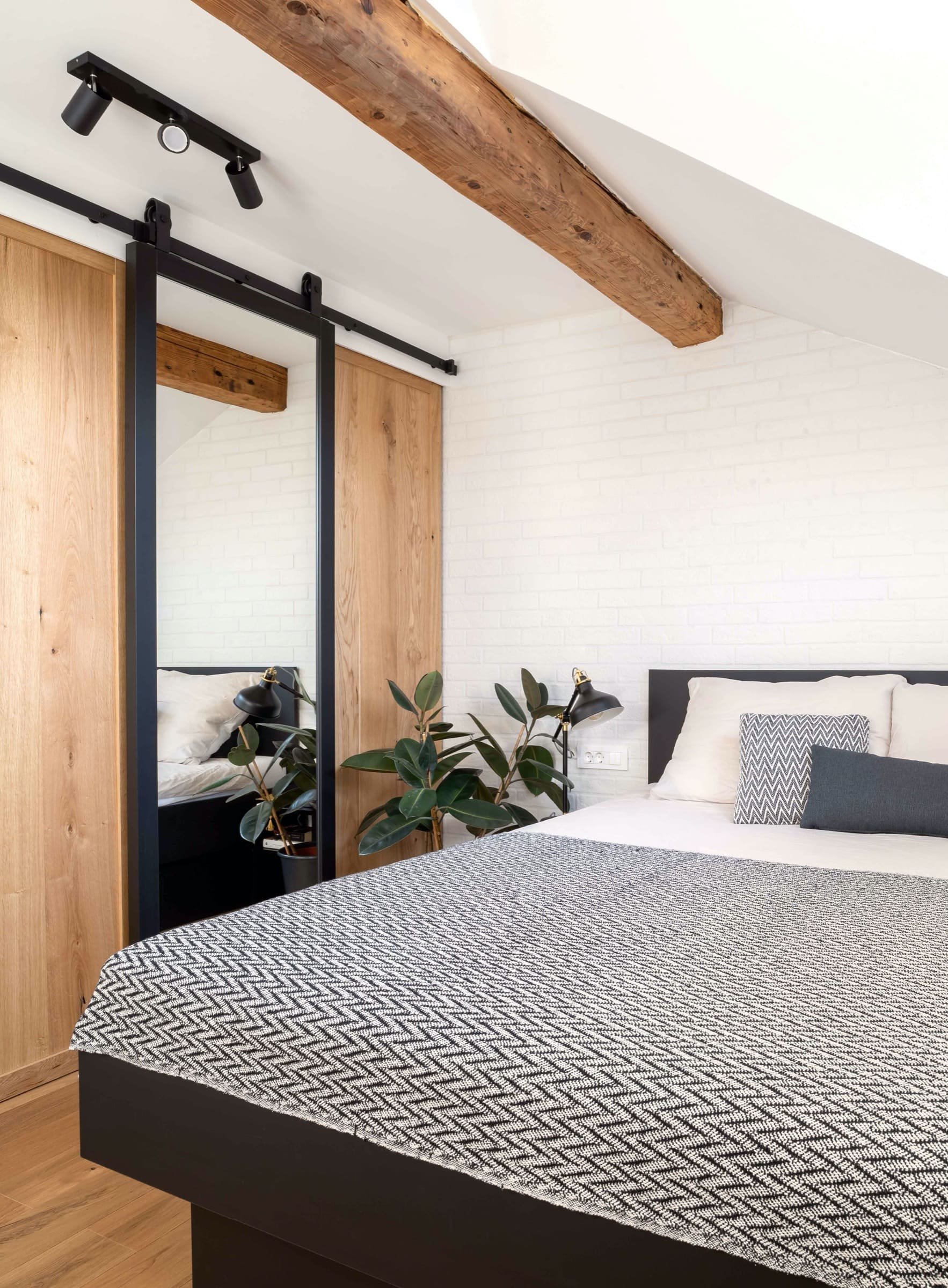 Industriální byt v podkroví