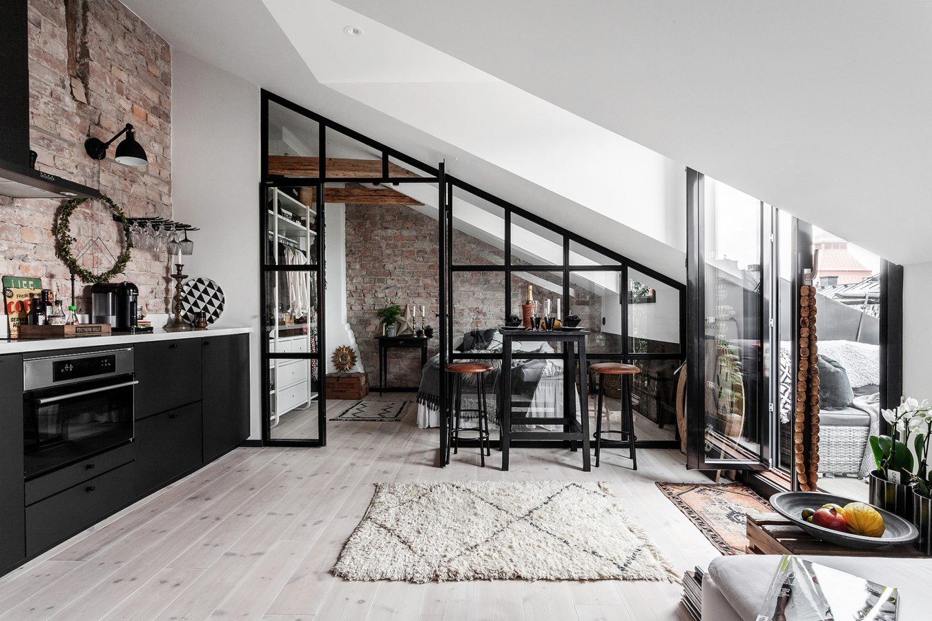 Malý podkrovní byt ve Stockholmu