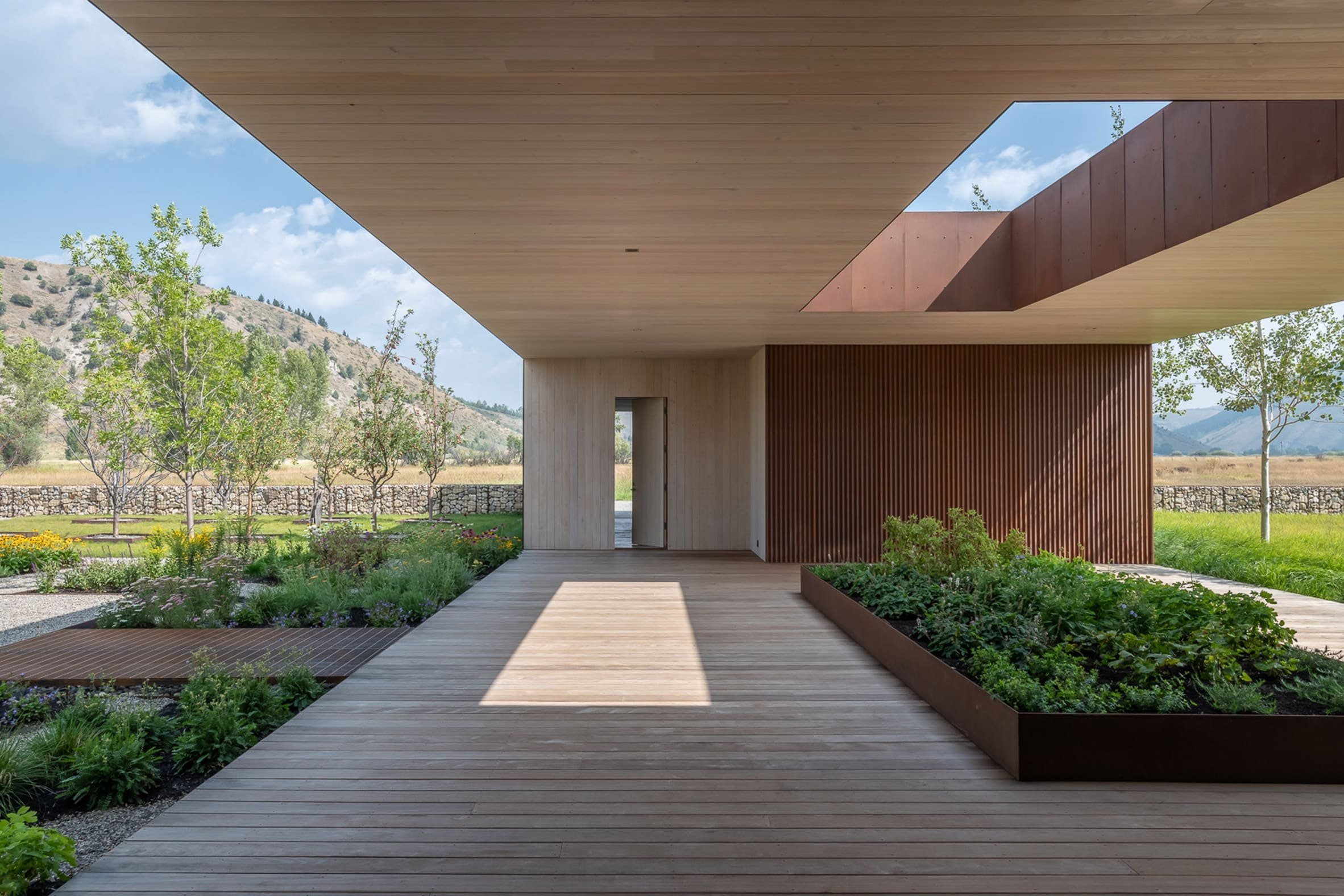 Moderní dům inspirovaný stodolou