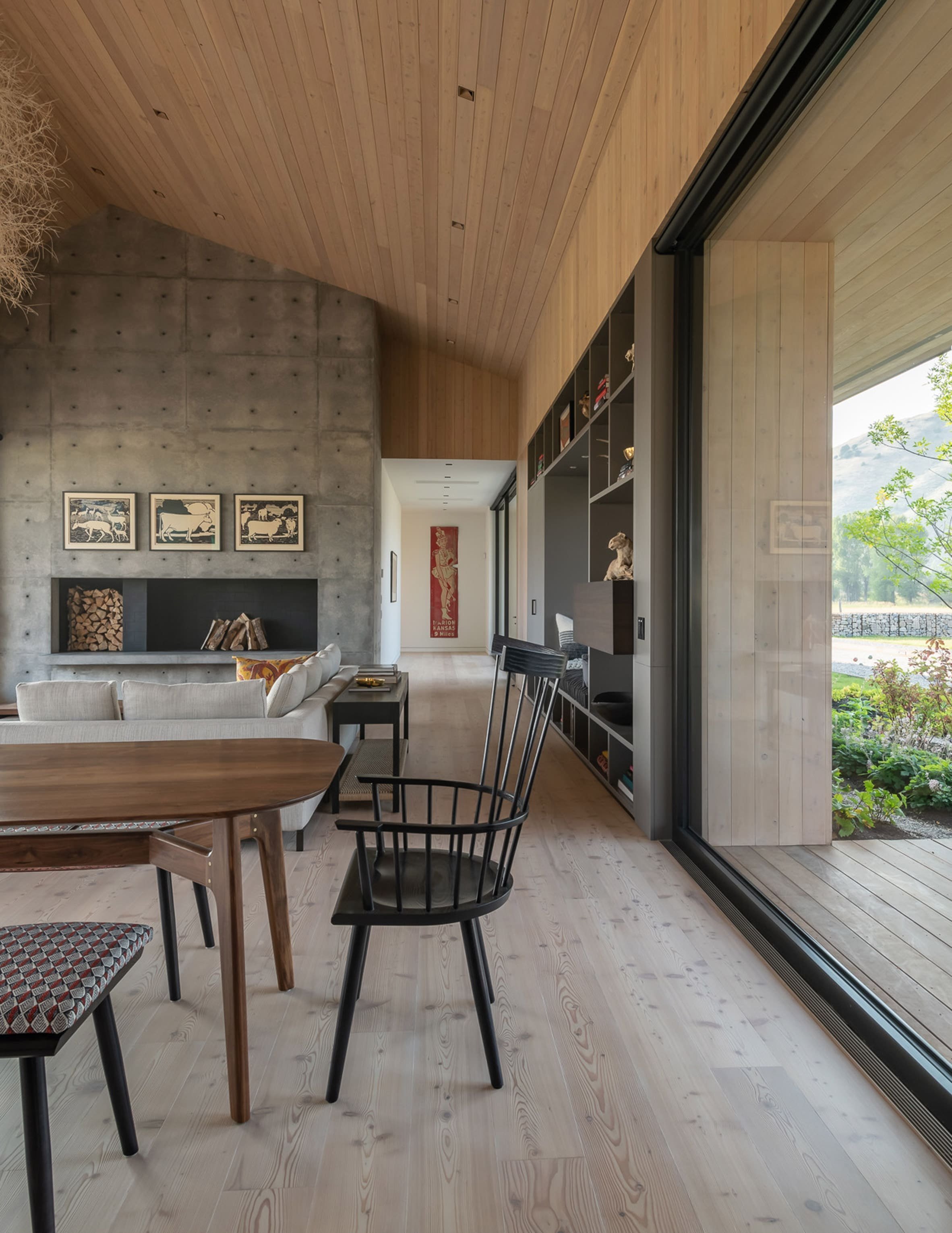 Moderní dům inspirovaný stodolou