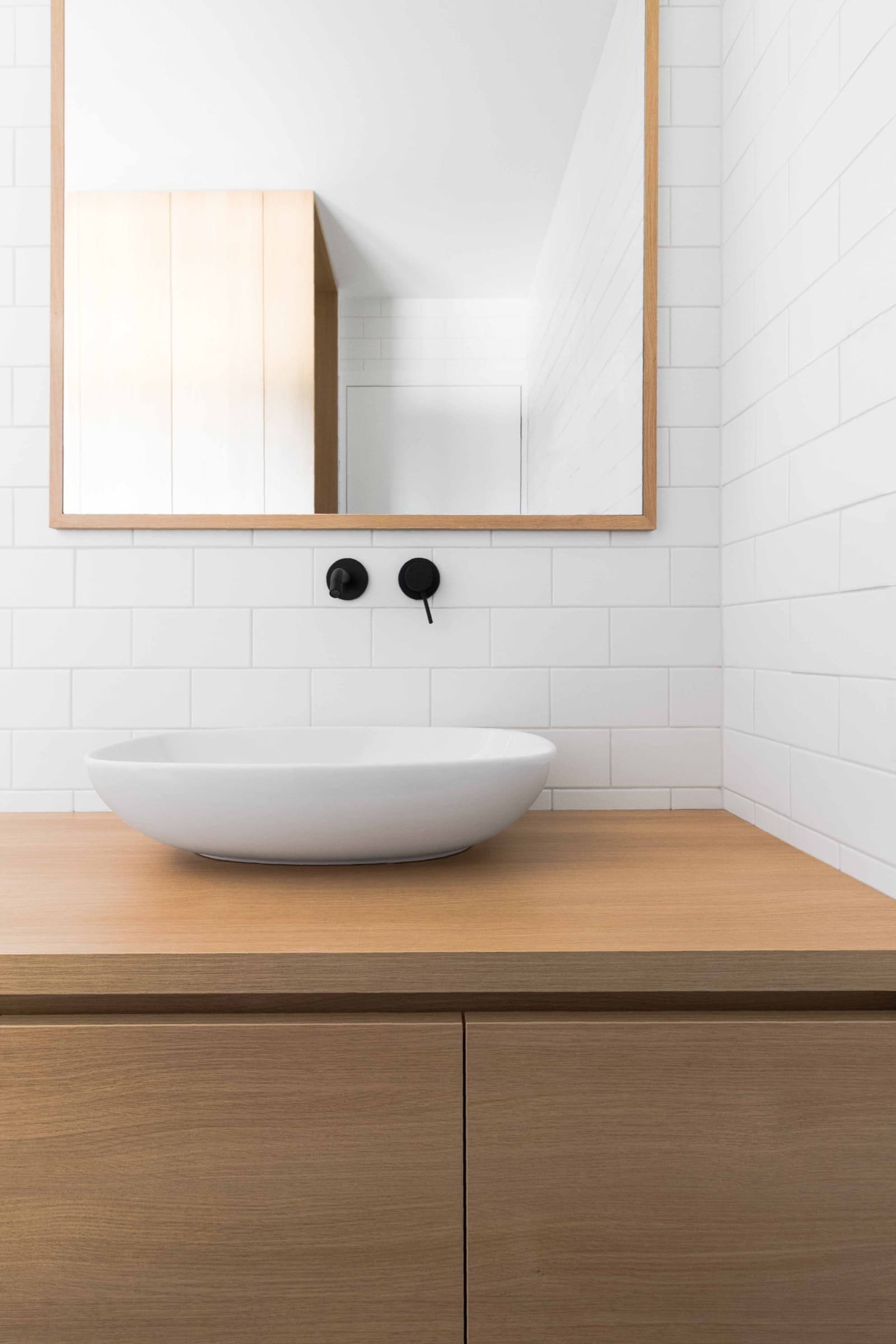 Nadčasový minimalistický interiér