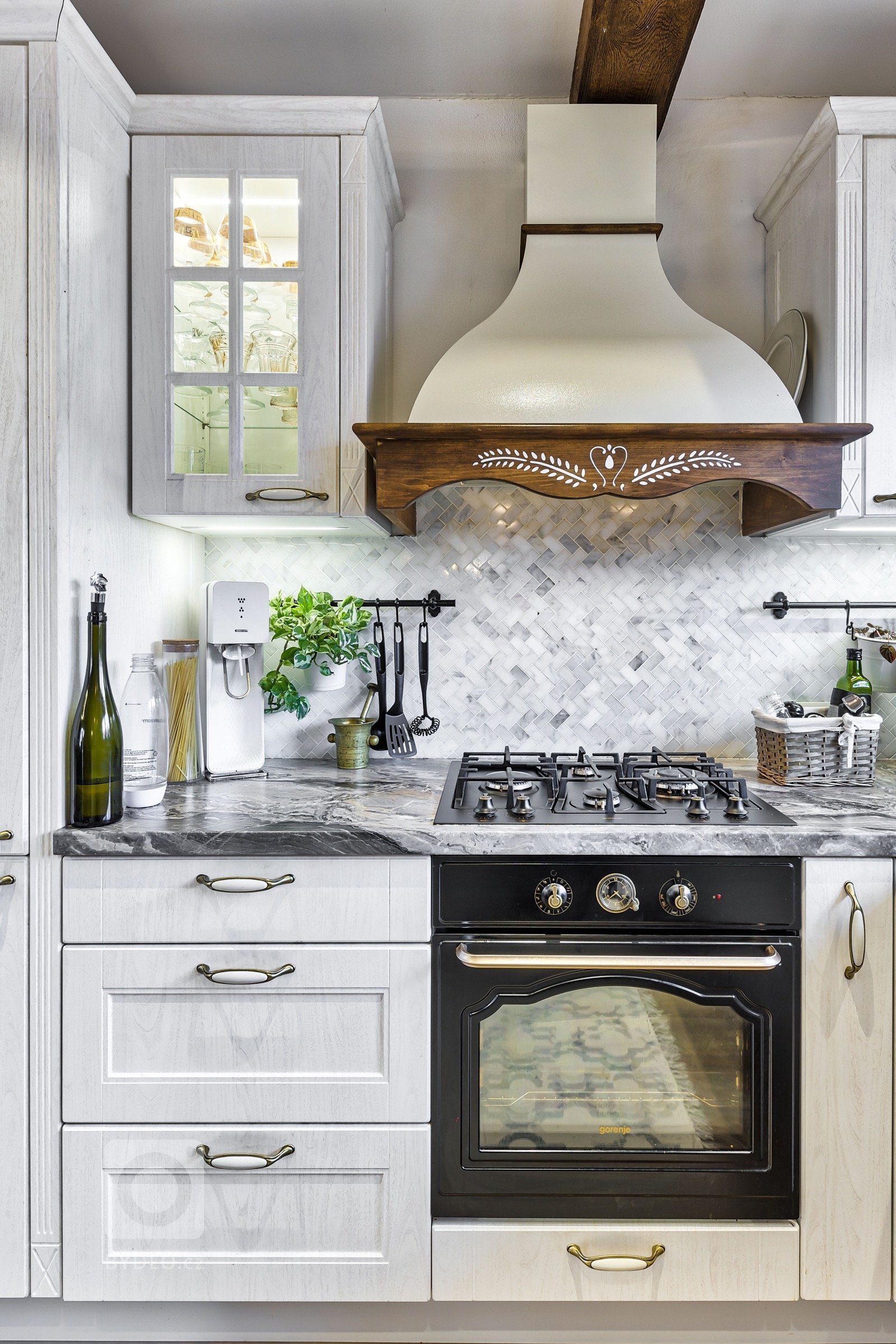 Nový dům ve venkovském stylu s nádechem středomoří