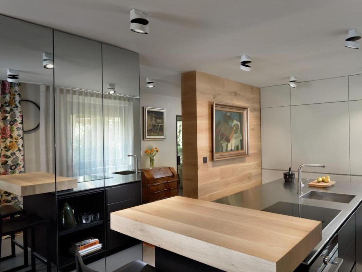 Odvážný eklektický interiér rodinného domu