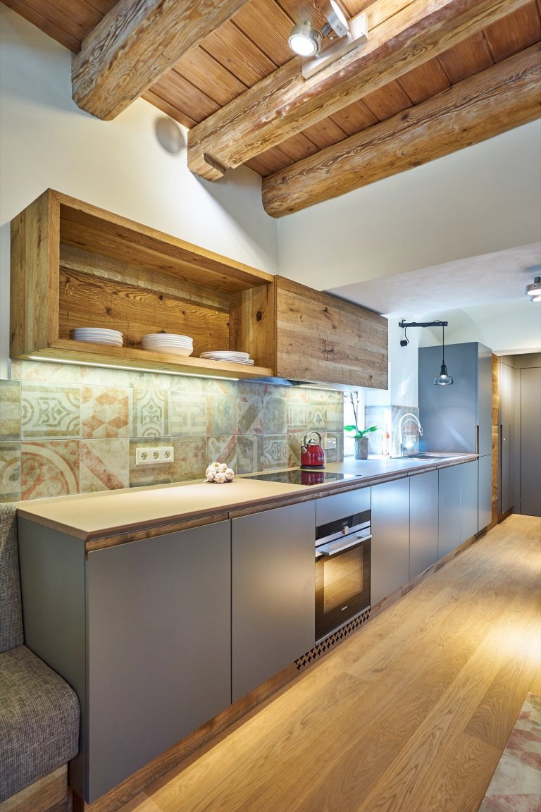 Rekonstrukce staré chalupy v Podkrkonoší