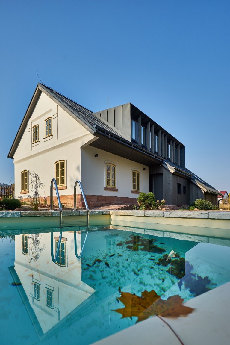 Rekonstrukce staré chalupy v Podkrkonoší