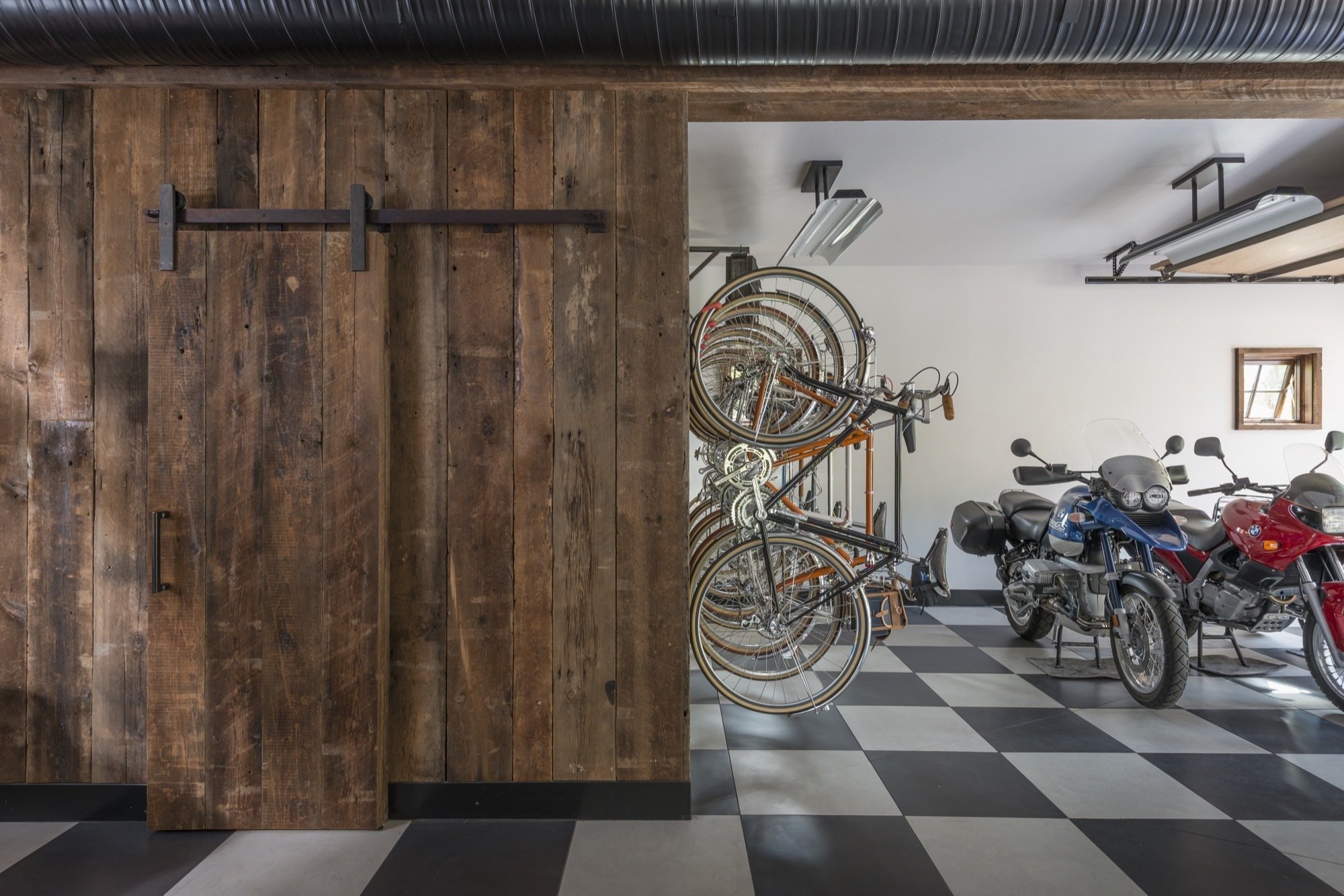 Rustikální stodola v moderním retro stylu