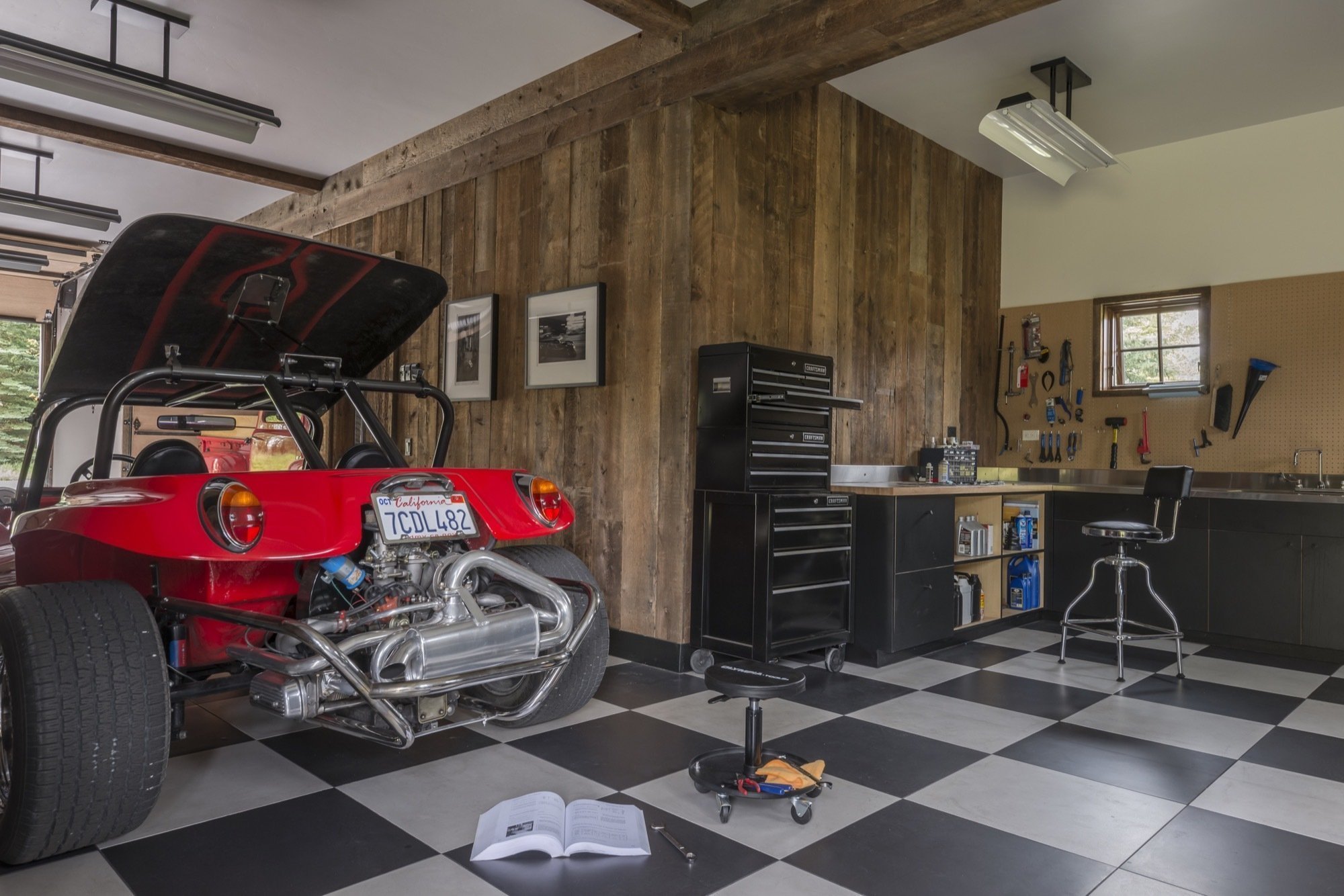 Rustikální stodola v moderním retro stylu