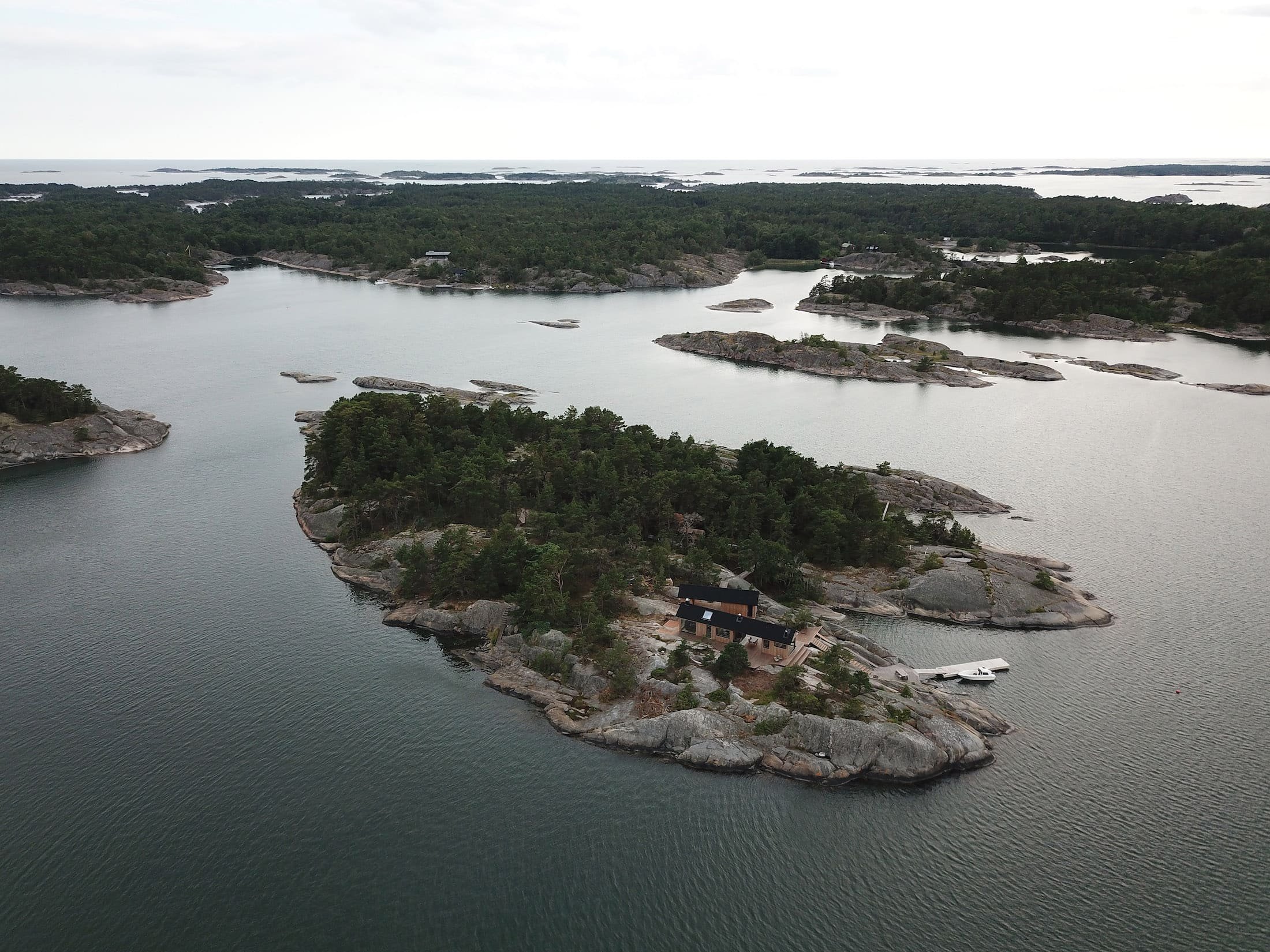 Soběstačné domy ve finském souostroví