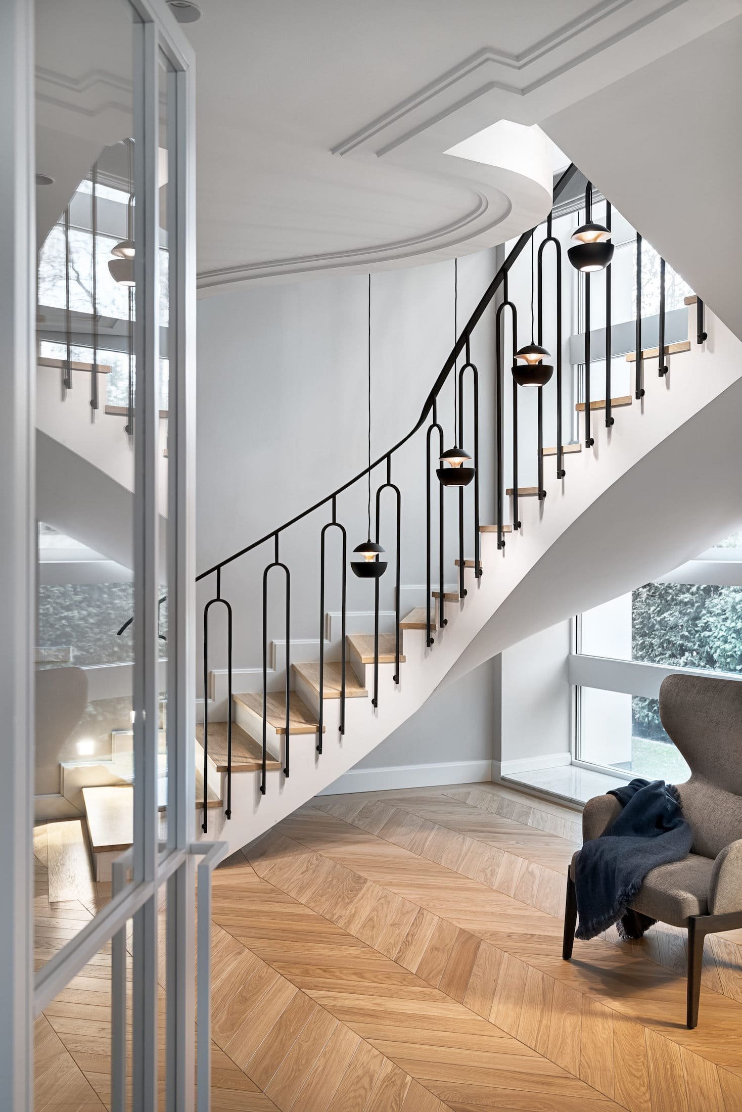 Vila z 30. let v pařížském stylu