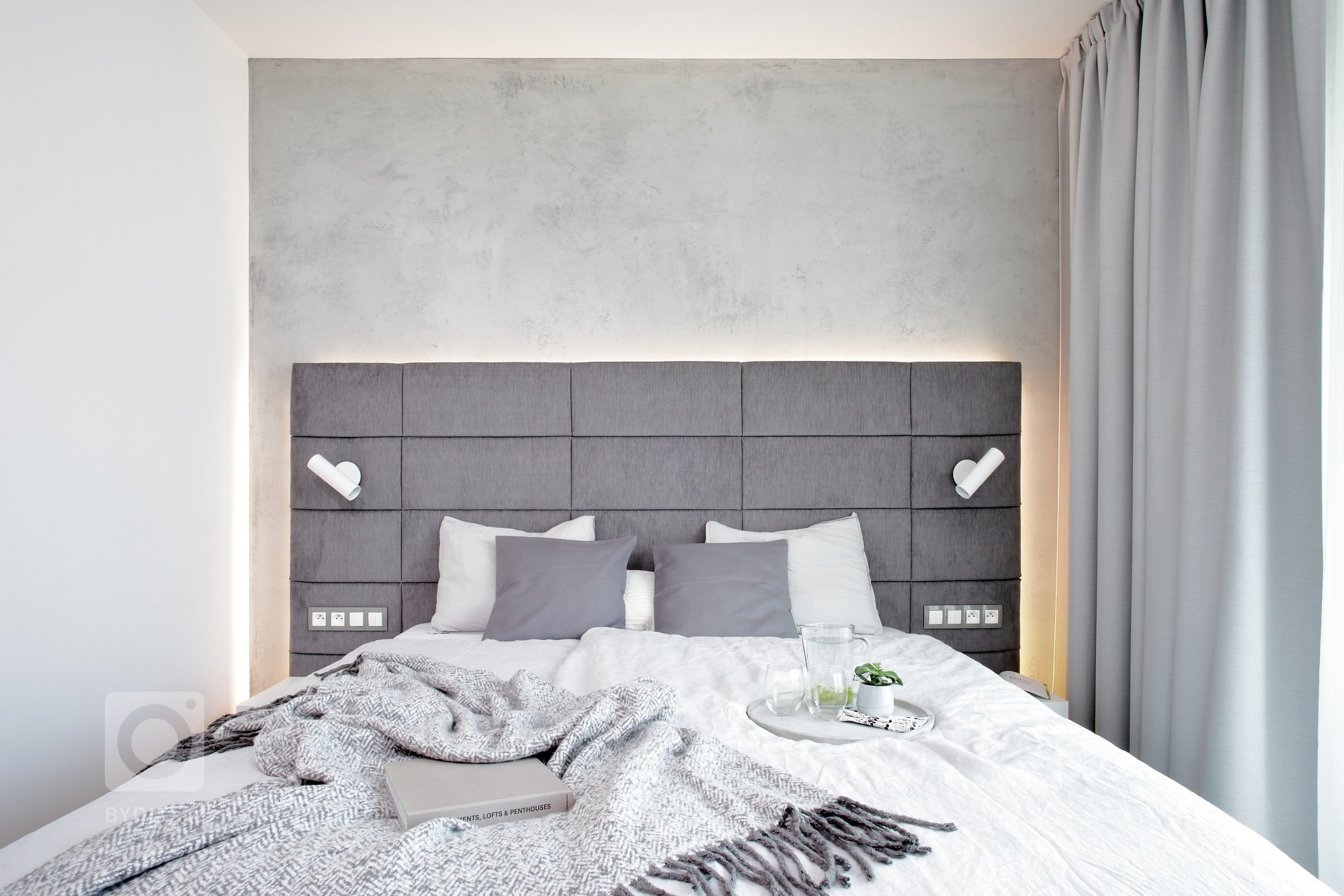 Na tomto projektu jsme začali pracovat v listopadu roku 2016, kdy byt byl ve fázi hrubé stavby a s klienty jsme začali vybírat standardy.
Aktivnější…