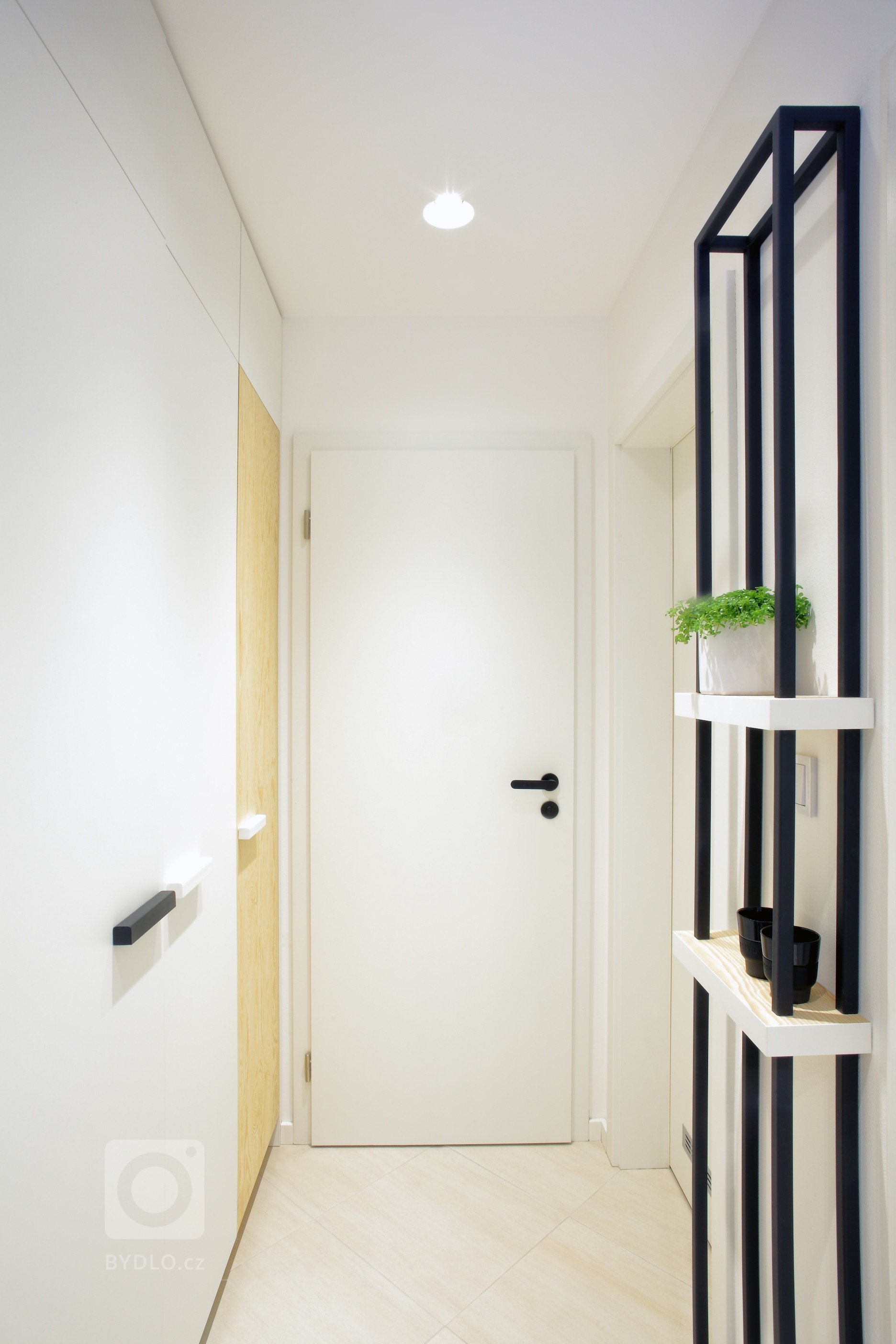 Byt v&nbsp;Jankovcově ulici o velikosti 50m2, dispozičně řešený jako 2kk patří mladému modernímu muži, čemuž jsme celý interiér přizpůsobovali. Díky tomu jsme…