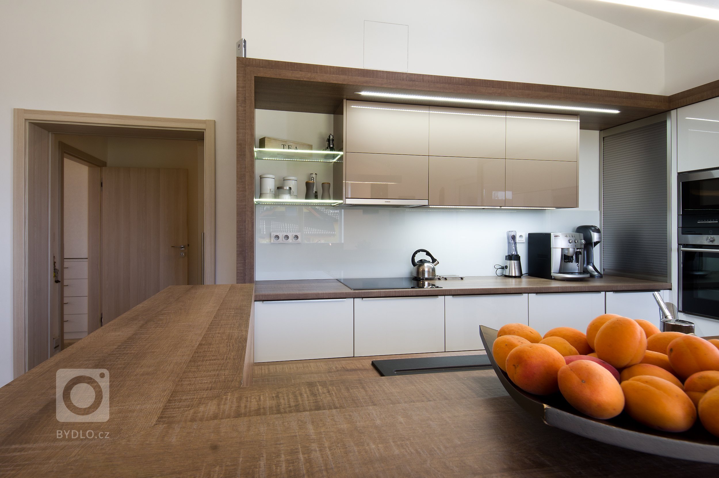 Dům se nachází v klidné lokalitě v obci Děhylov, kde jsou vyhrazena&nbsp;místa pro vznik nových rodinných domů. Velikost pozemku je dostačující pro výstavbu…