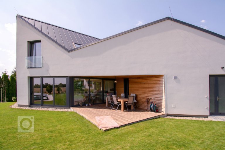 add picture to album