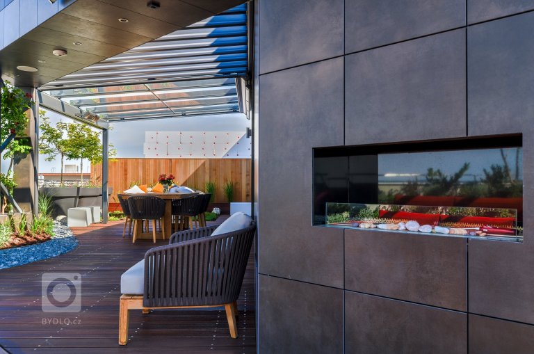 add picture to album