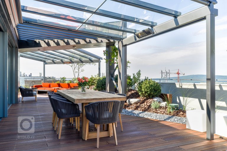 add picture to album