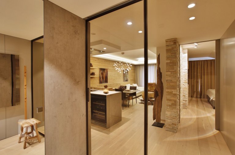 add picture to album