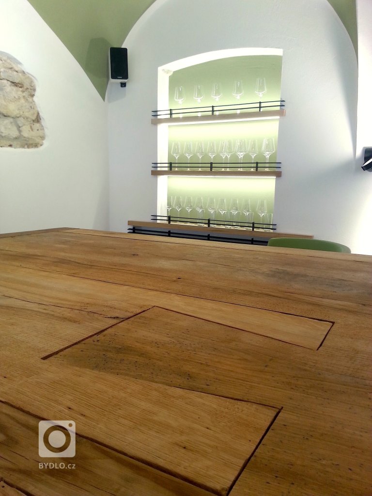 add picture to album