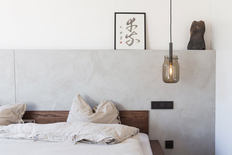 add picture to album